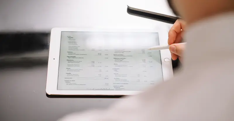 Form Submission Alerts: Track USCIS Filings with G-1145