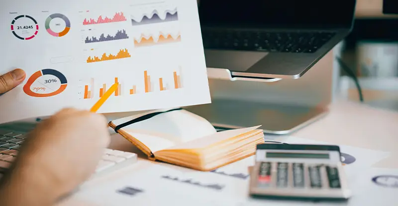 Business Value of Vector Databases for Modern Operations