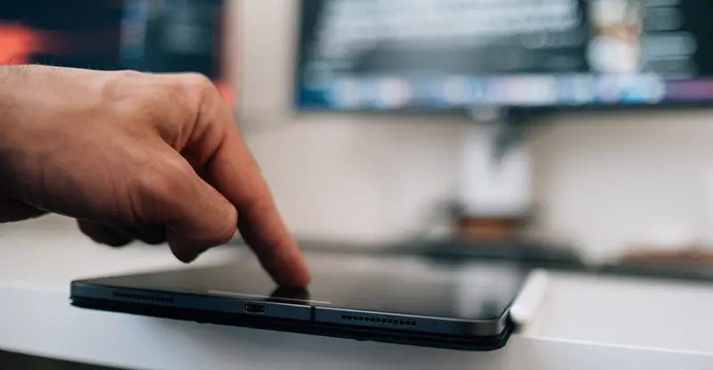 Cross-Device Debugging with Visual Testing Tools